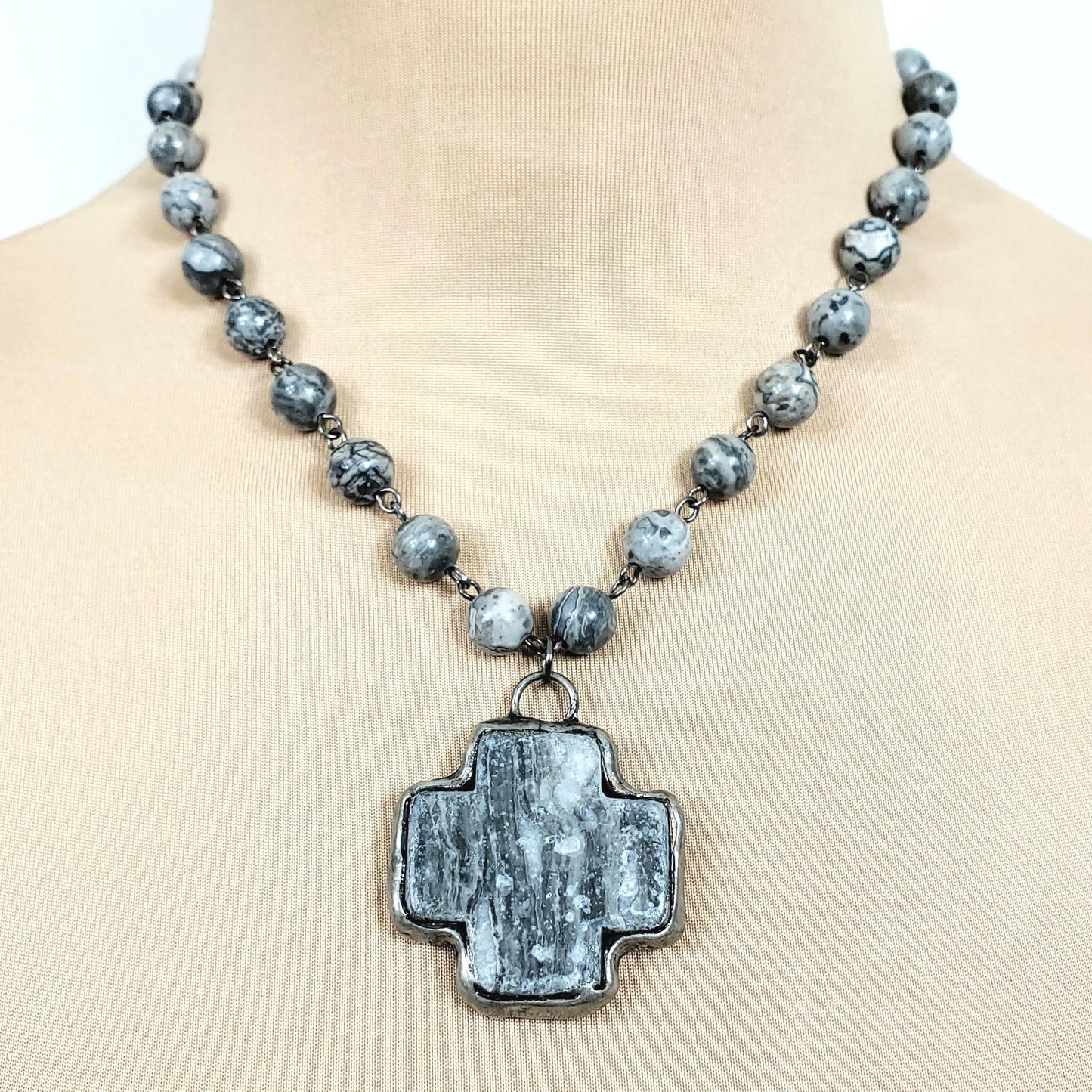Stone Cross Choker