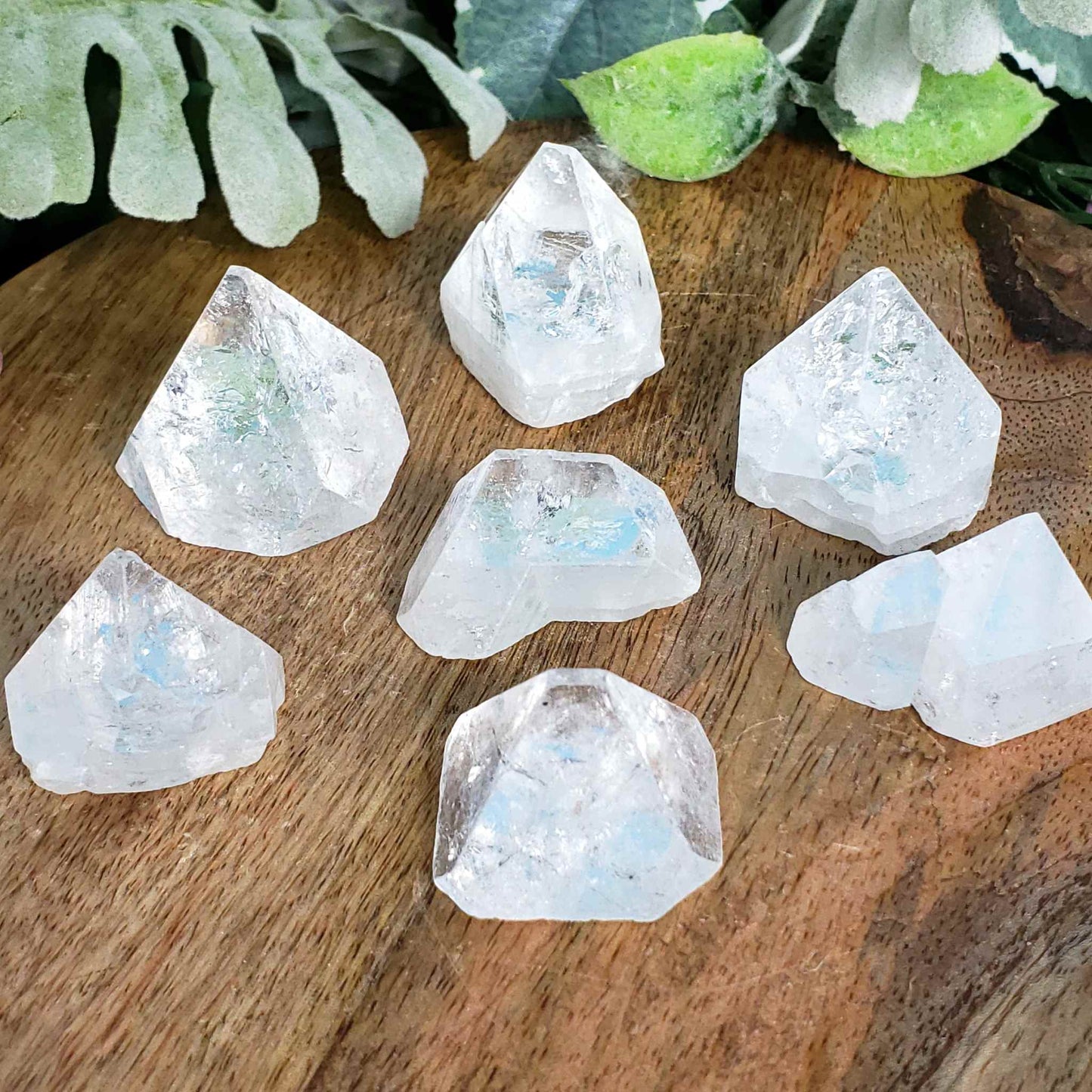 Apophyllite Points