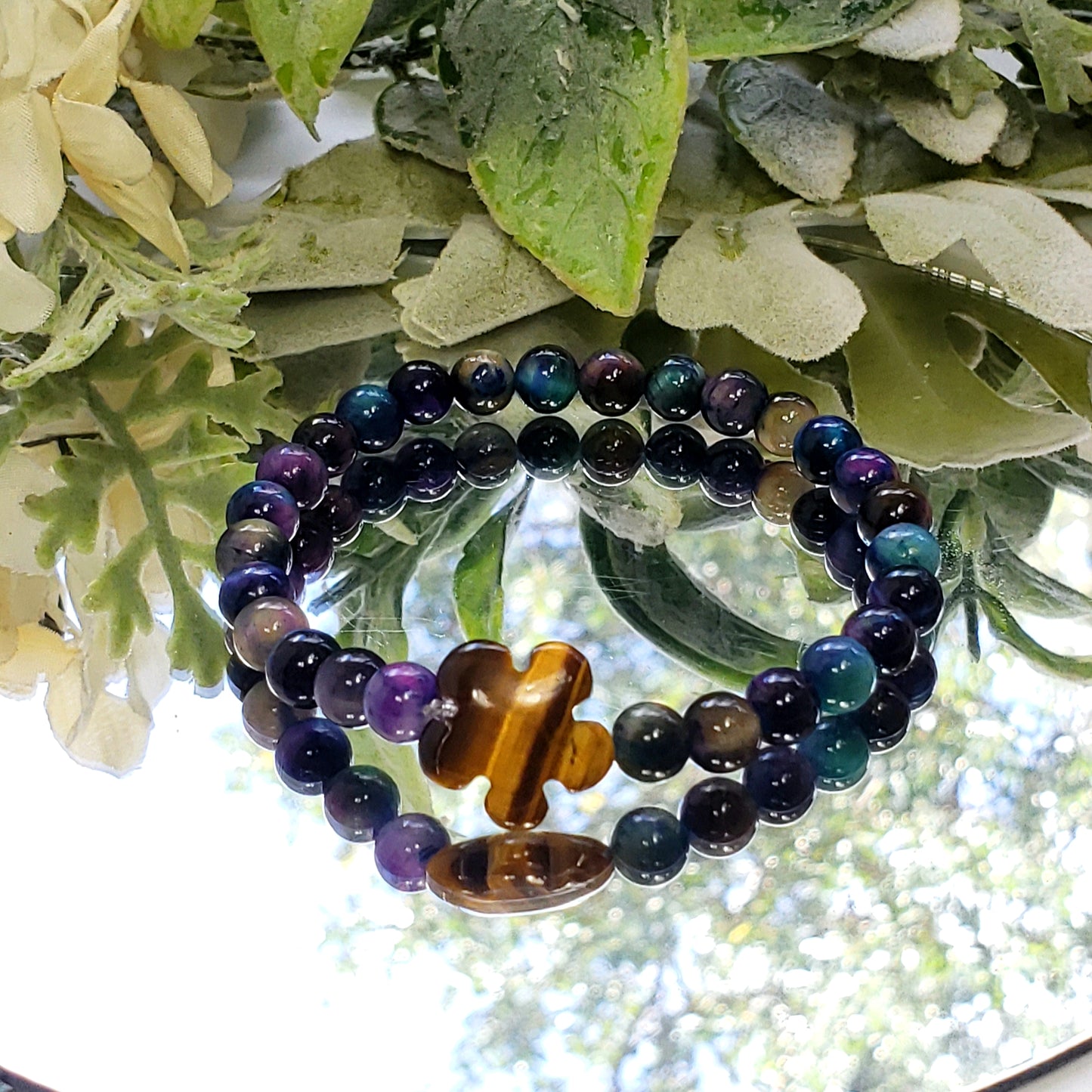 Delicate Aura Tiger Eye Bracelet with Golden Tiger Eye Flower for Leadership and Protection