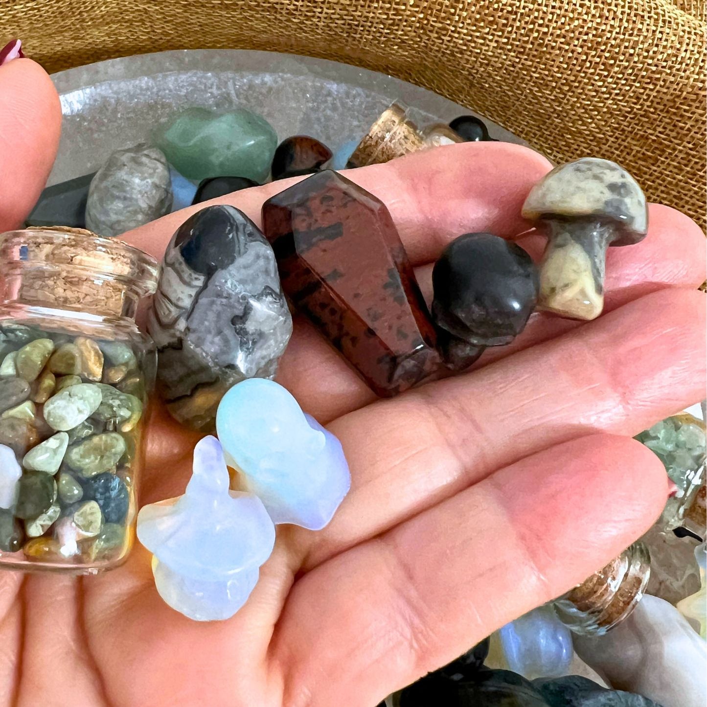 Halloween Mini Surprise – A Spooky Surprise of Mini Crystals