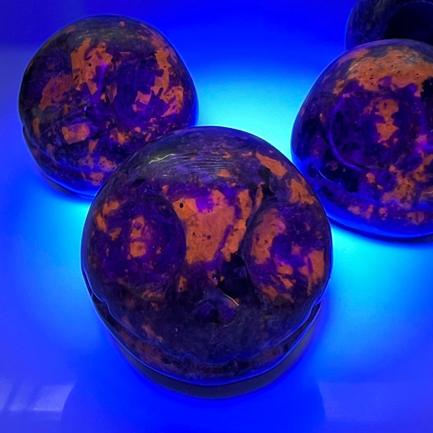 UV Reactive Yooperlite Jack Skellington Sphere – A Mesmerizing Glow with Spooky Charm Halloween Crystal