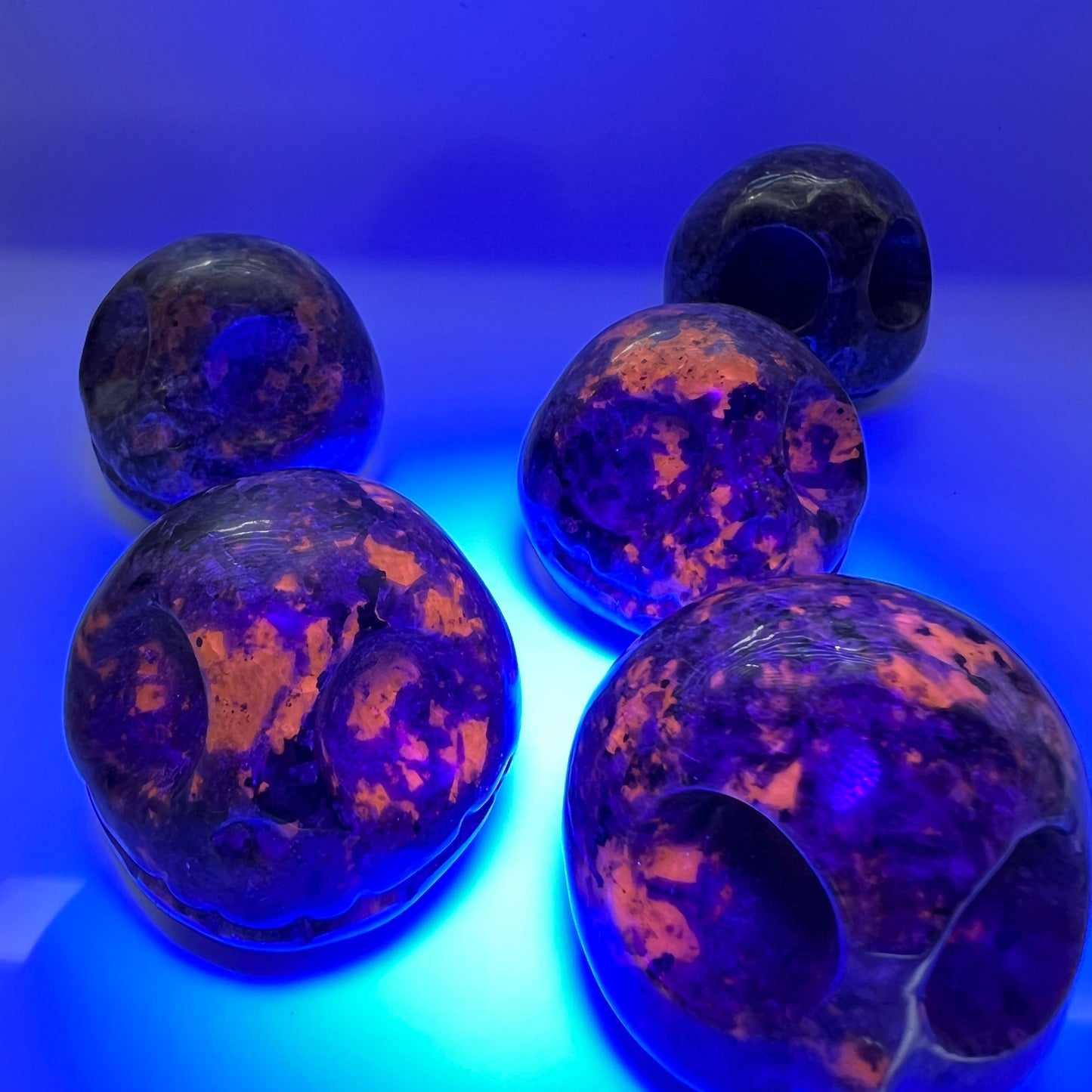 UV Reactive Yooperlite Jack Skellington Sphere – A Mesmerizing Glow with Spooky Charm Halloween Crystal