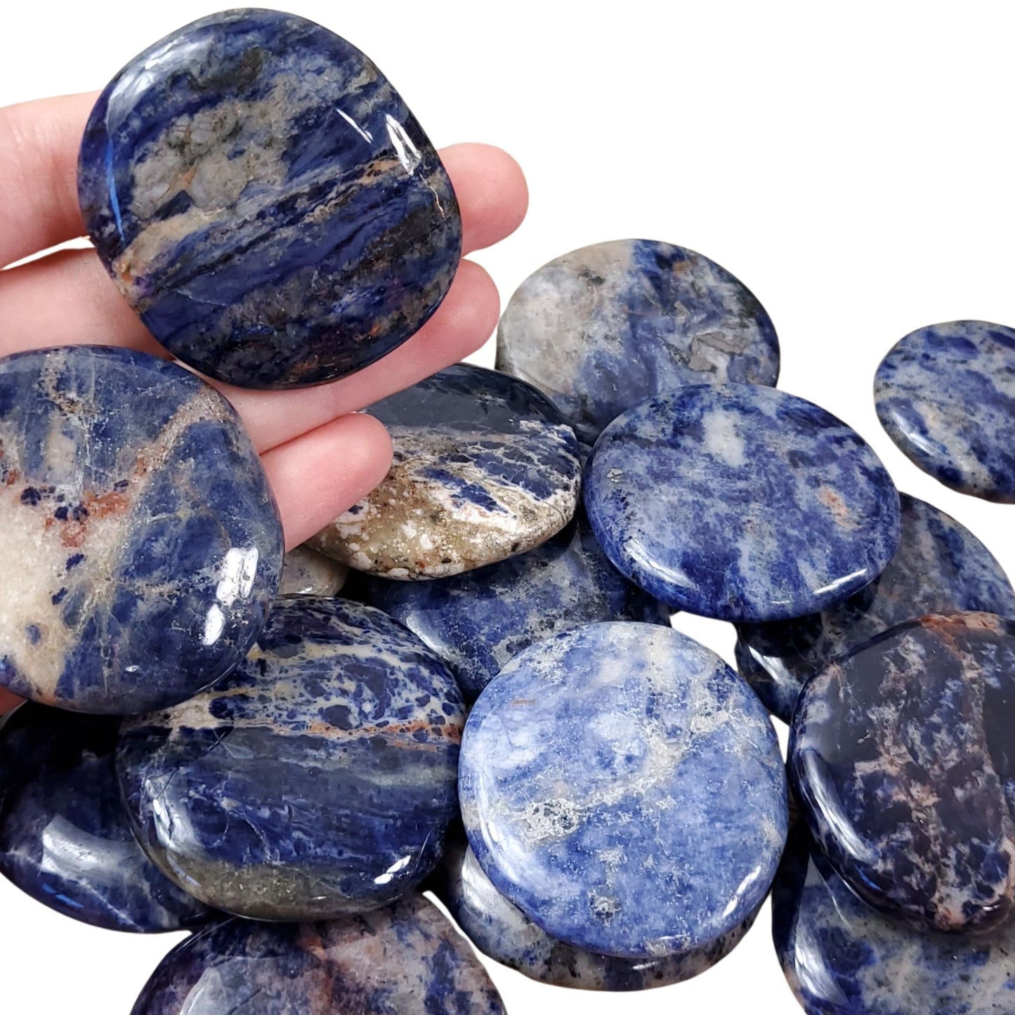 Sodalite Pocket Stone – Clarity, Confidence & Calm on the Go