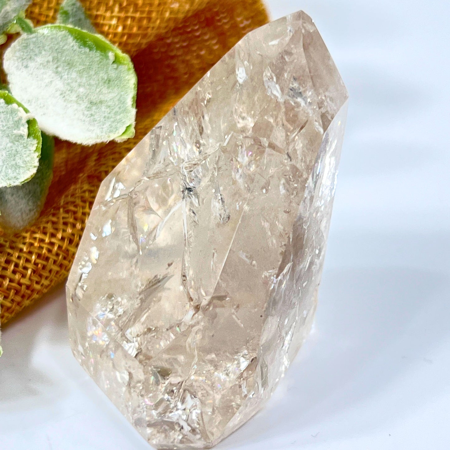 Clear Quartz Point – Amplification, Clarity & Inner Light