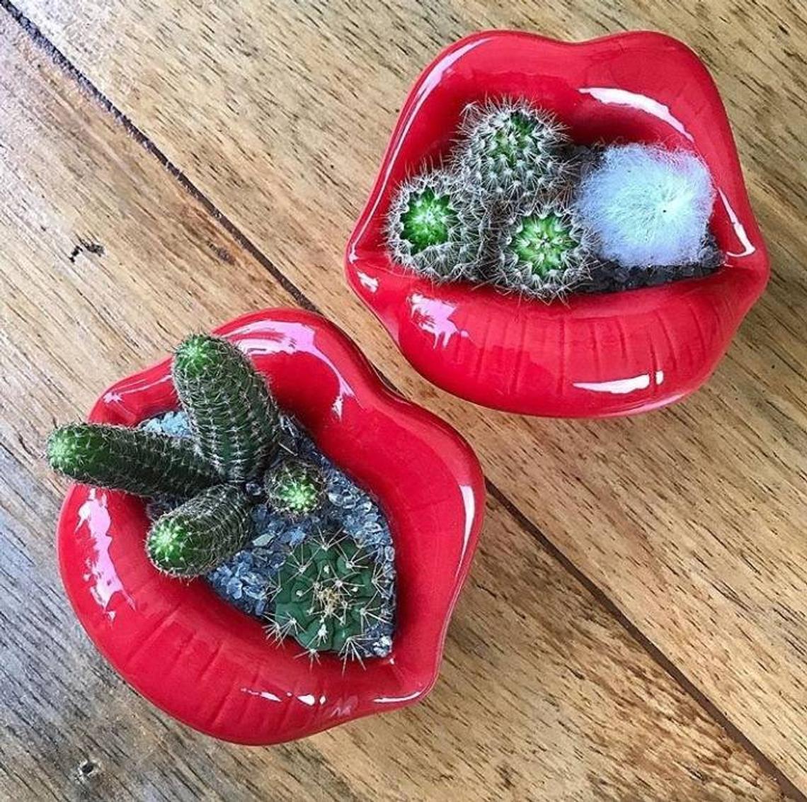Sexy Lips Ceramic Bowl - Choose your lipstick! - Crystal Happenings