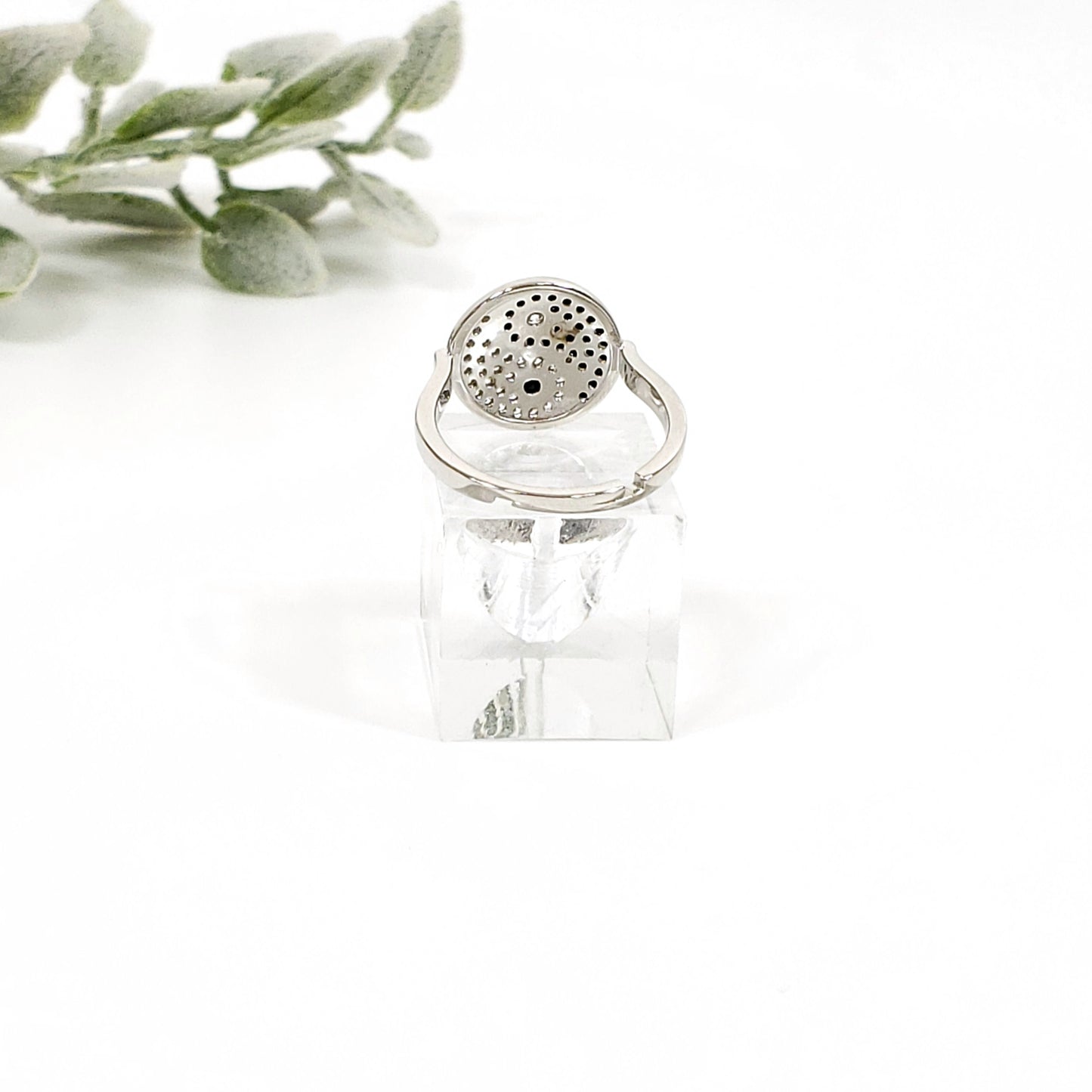 Black Spinel Yin Yang Ring