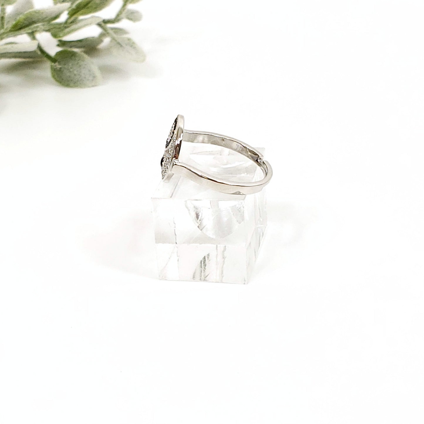 Black Spinel Yin Yang Ring