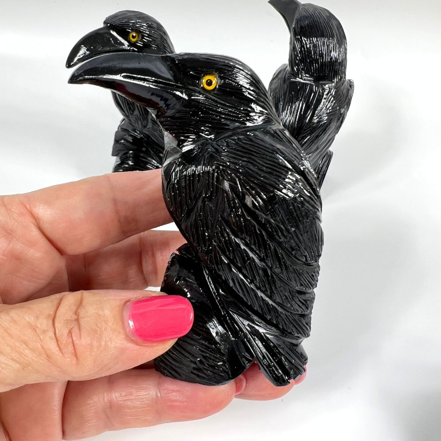 Black Onyx Raven Carving – Protective Crystal Bird Totem for Wisdom & Transformation