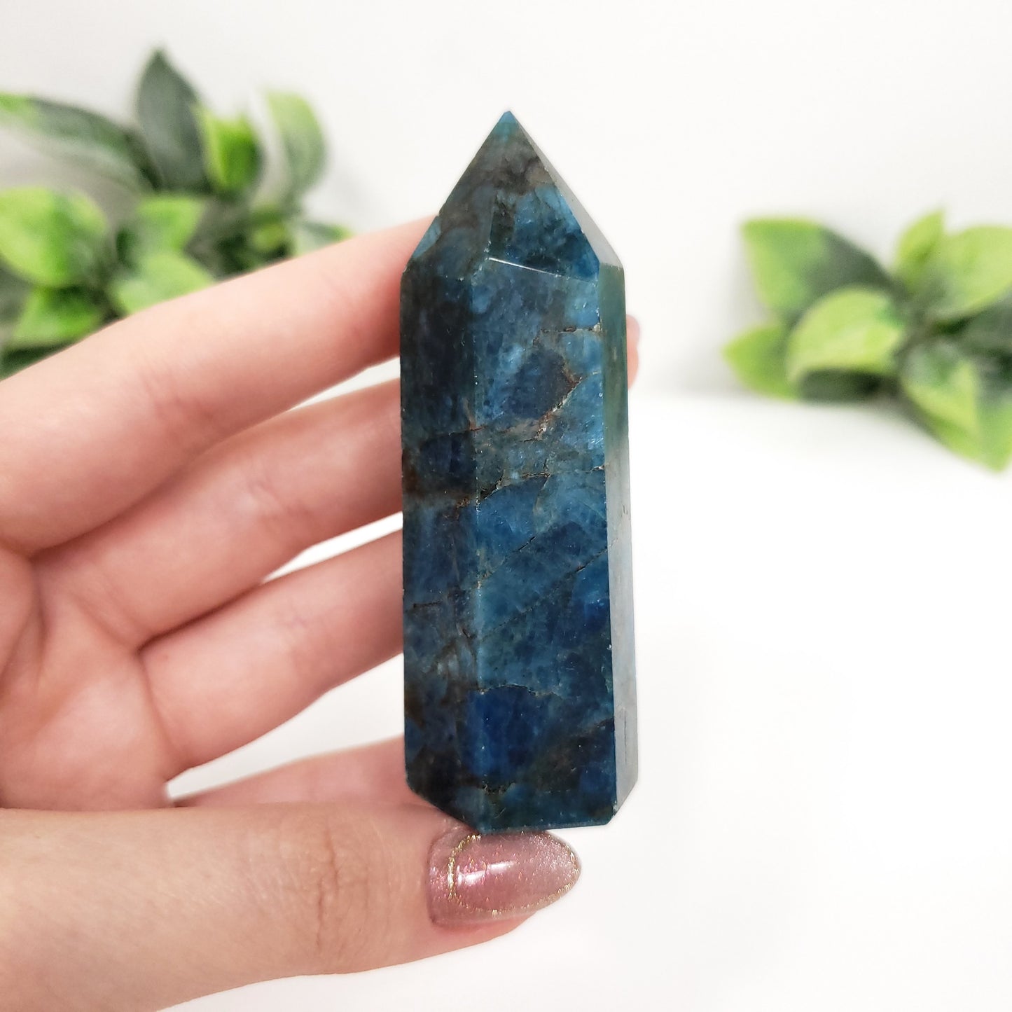 Blue Apatite Point for Clarity, Motivation and Creative Focus