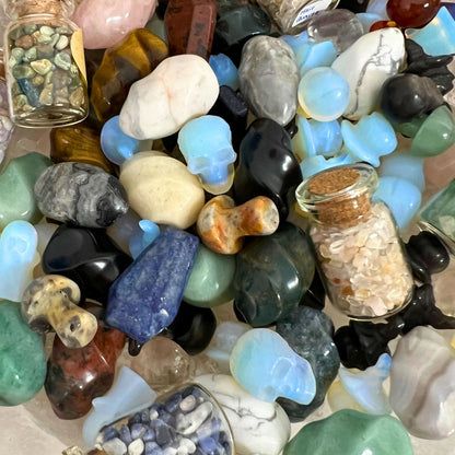 Halloween Mini Surprise – A Spooky Surprise of Mini Crystals