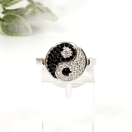 Black Spinel Yin Yang Ring
