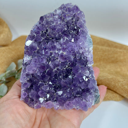 Amethyst Cluster – Crystal for Focus and Emotional Balance