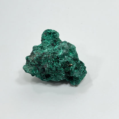 Fibrous Malachite – Natural Formation (55 × 50 × 38 mm)