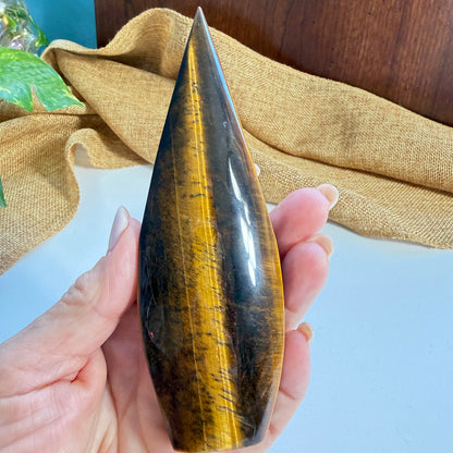  Golden Tiger Eye Crystal Flame showing luminous golden bands and silky chatoyant