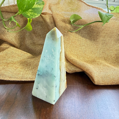 Caribbean Calcite Tower for Balance and Inner Harmony