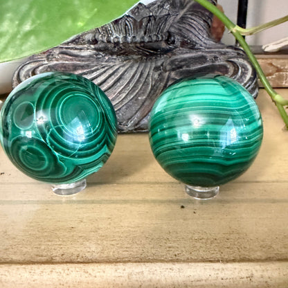 Malachite Sphere for Transformation and Protection