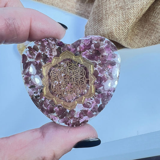 Orgonite Hearts – For Energy Balance, Emotional Calm & Vibrational Harmony