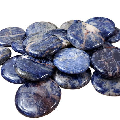 Sodalite Pocket Stone – Clarity, Confidence & Calm on the Go
