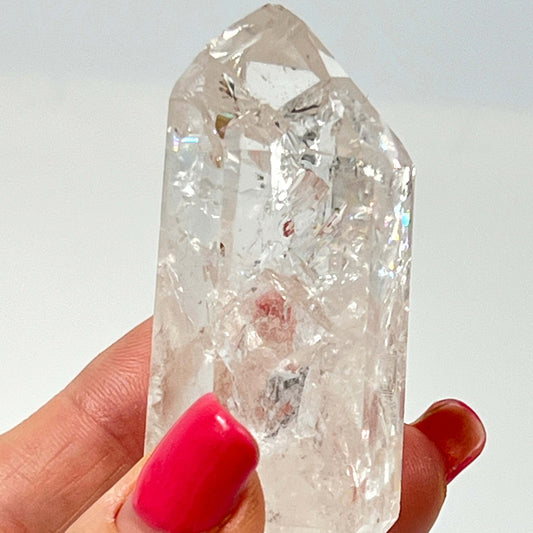 Rainbow Clear Quartz Point – Illumination, Focus & Elevated Energy