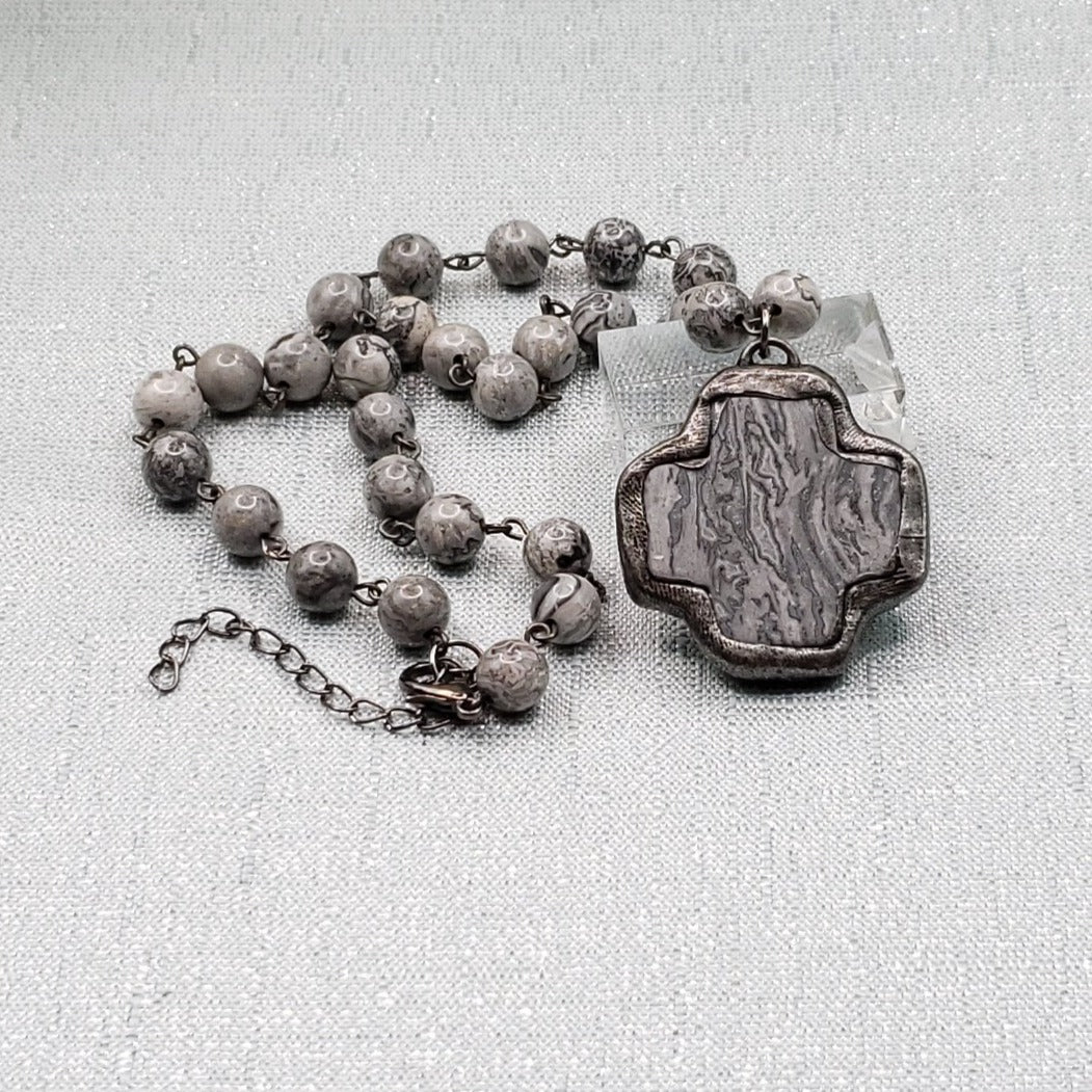 Stone Cross Choker - Crystal Happenings