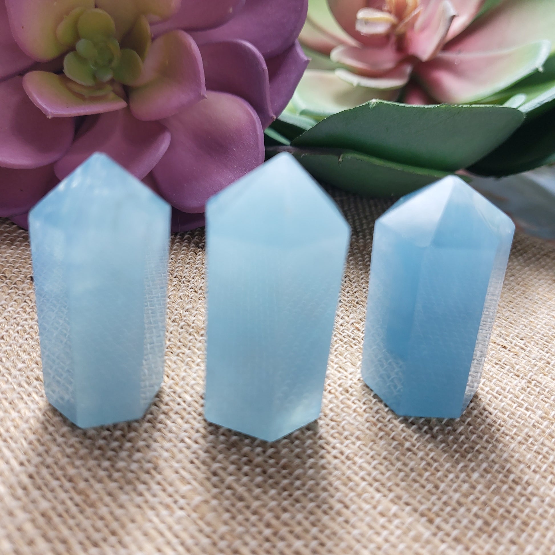 Aquamarine Mini Point - High Quality - Crystal Happenings