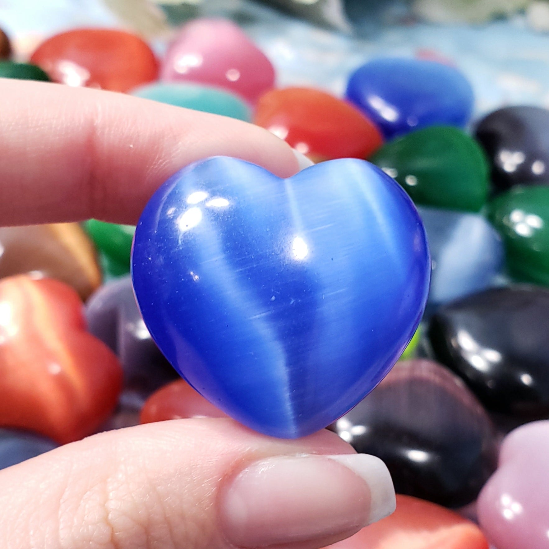 Cat's Eye 30mm Heart, assorted colors - Crystal Happenings
