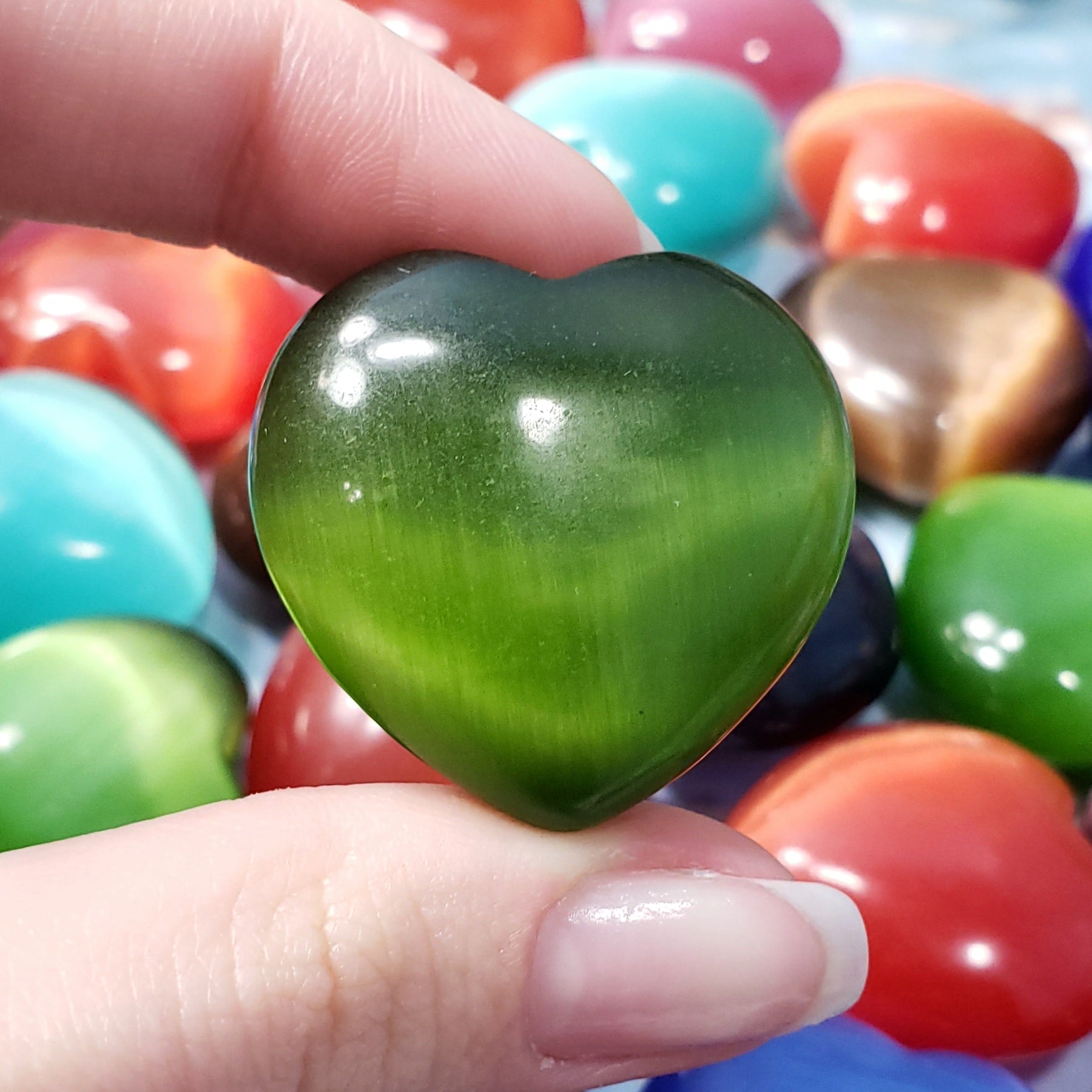 Cat's Eye 30mm Heart, assorted colors - Crystal Happenings