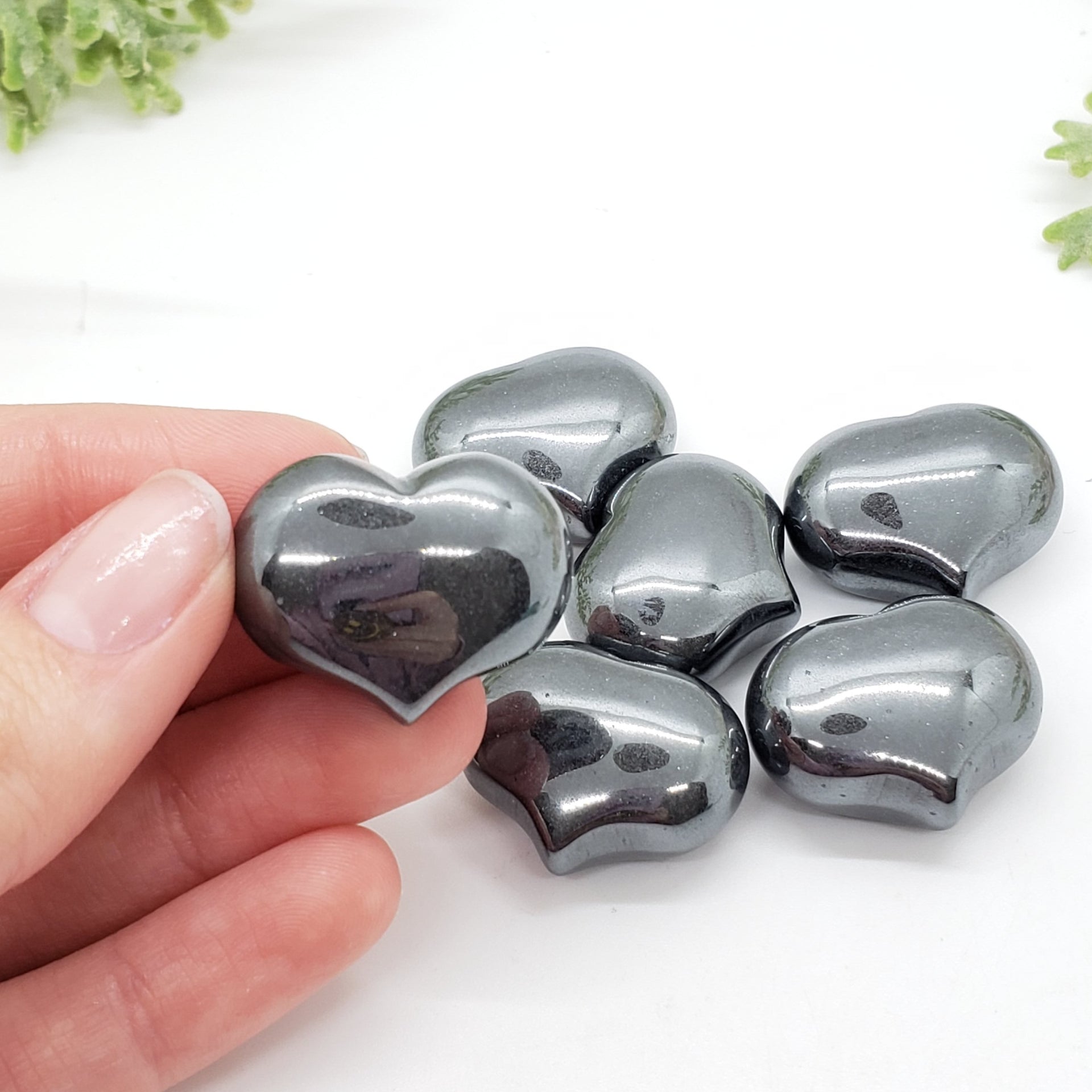 Hematite Small Crystal Sweet Heart (25mm)