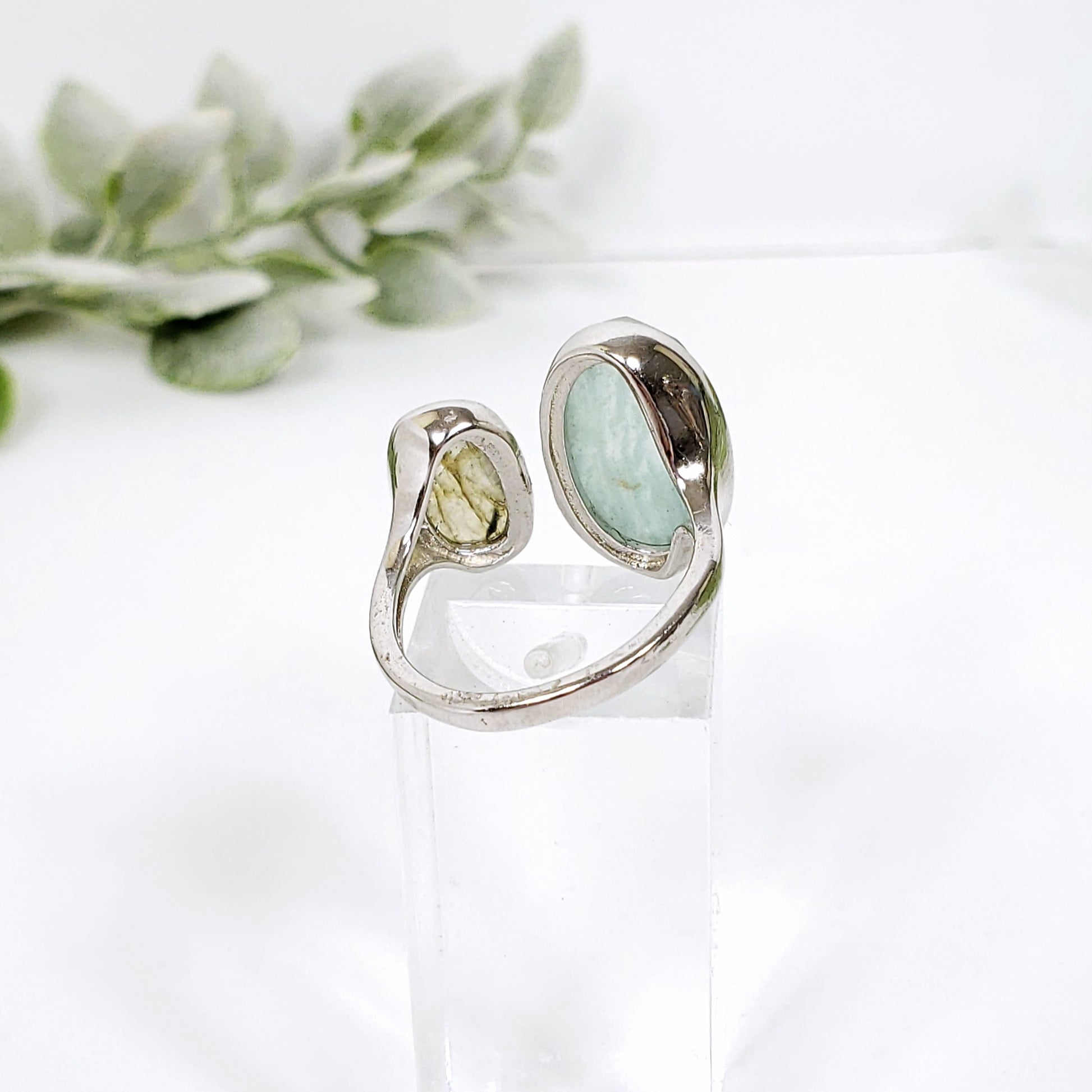 High-Quality Amazonite Gemstone and Labradorite Gemstone Crystal ring